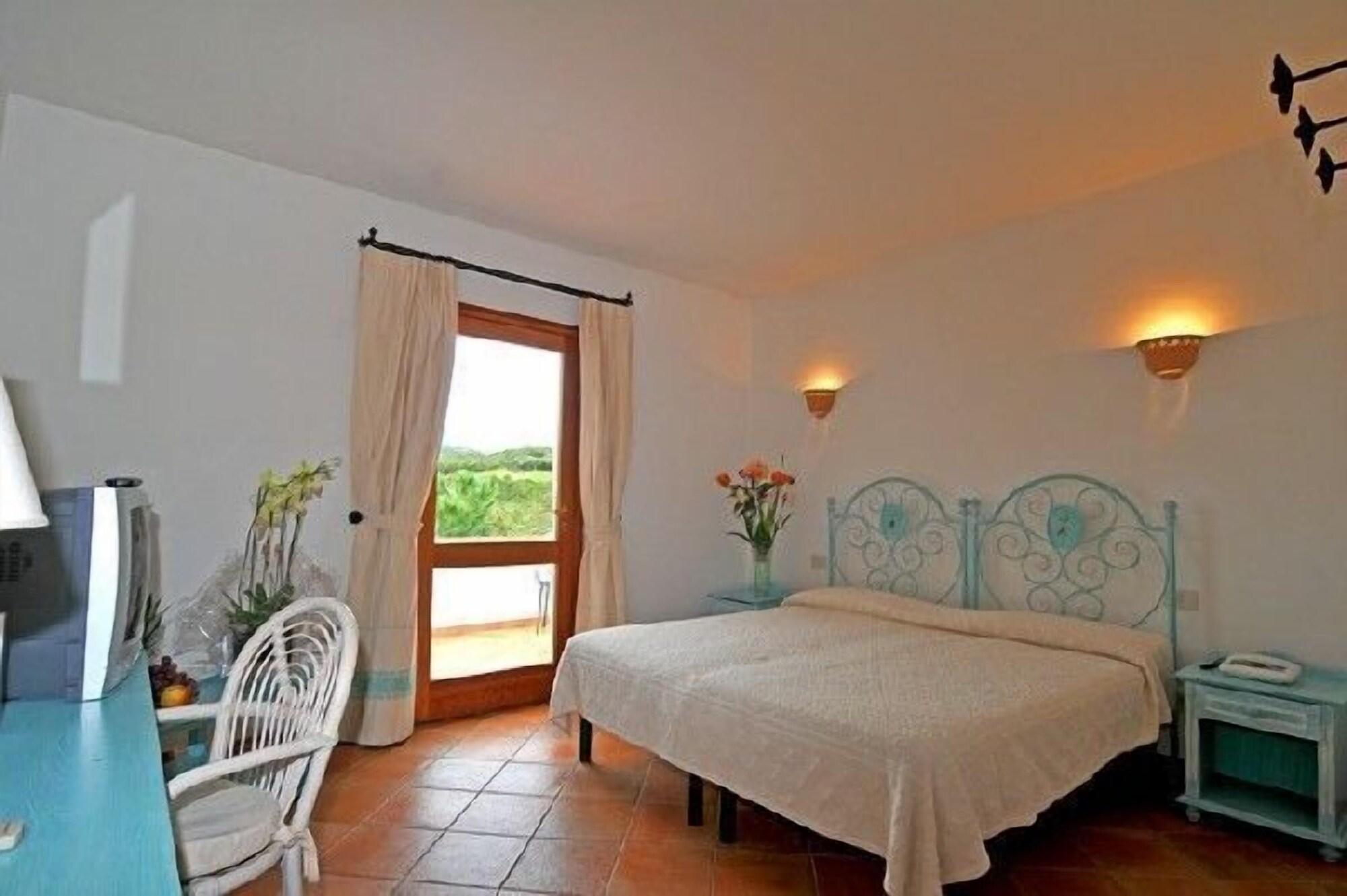 Hotel Il Piccolo Golf Порто Черво Екстериор снимка
