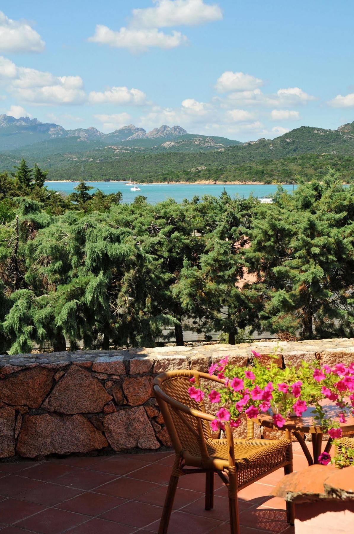 Hotel Il Piccolo Golf Порто Черво Екстериор снимка