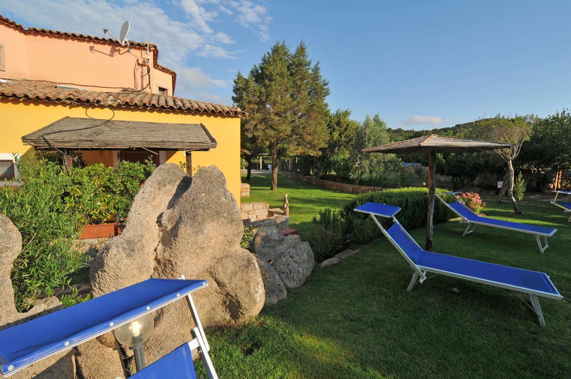 Hotel Il Piccolo Golf Порто Черво Екстериор снимка